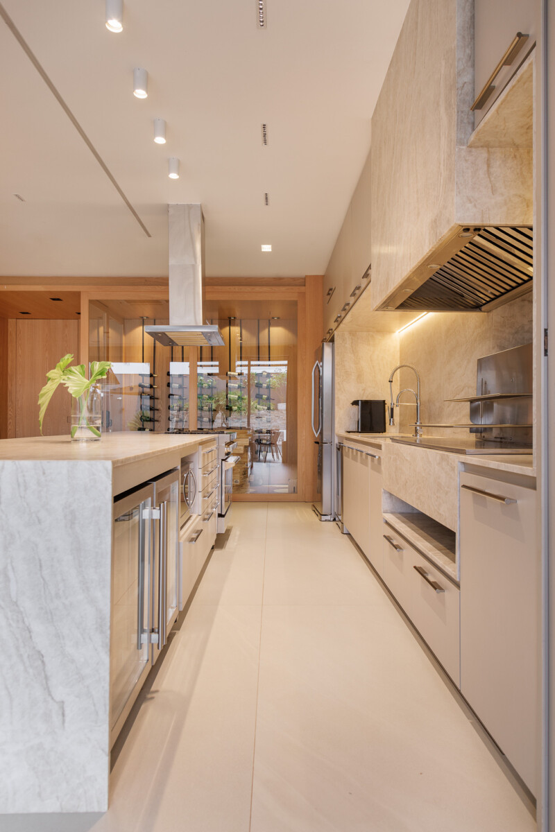 03-casa-tf-area-gourmet-jau-arquiteta-monique-bordin-foto-daniel-santo